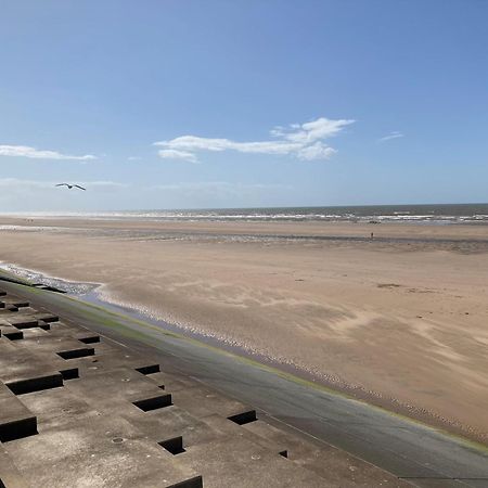 Kimberley Holiday Apartments Cleveleys Exterior photo